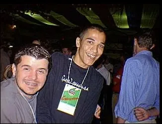 Max Pires, de crachá de credenciado, ao lado do amigo Zeca Junior na cobertura da Schützenfest de 1999